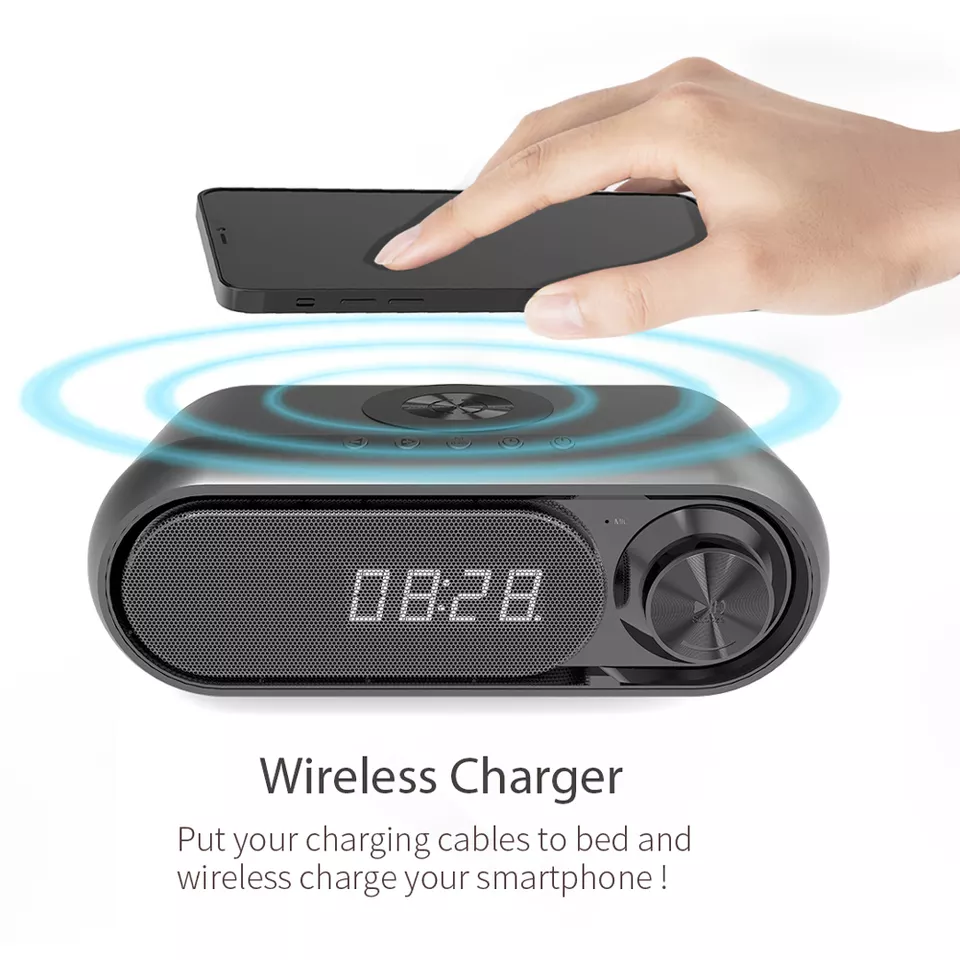 PARLANTE RADIO DESPERTADOR CON CARGA INALÁMBRICA